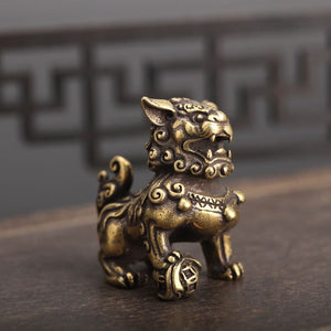 1Pair Pure Copper Lucky Lion King Figurines Miniatures Desk Ornaments Antique Bronze Chinese Animals Statue Home Feng Shui Decor