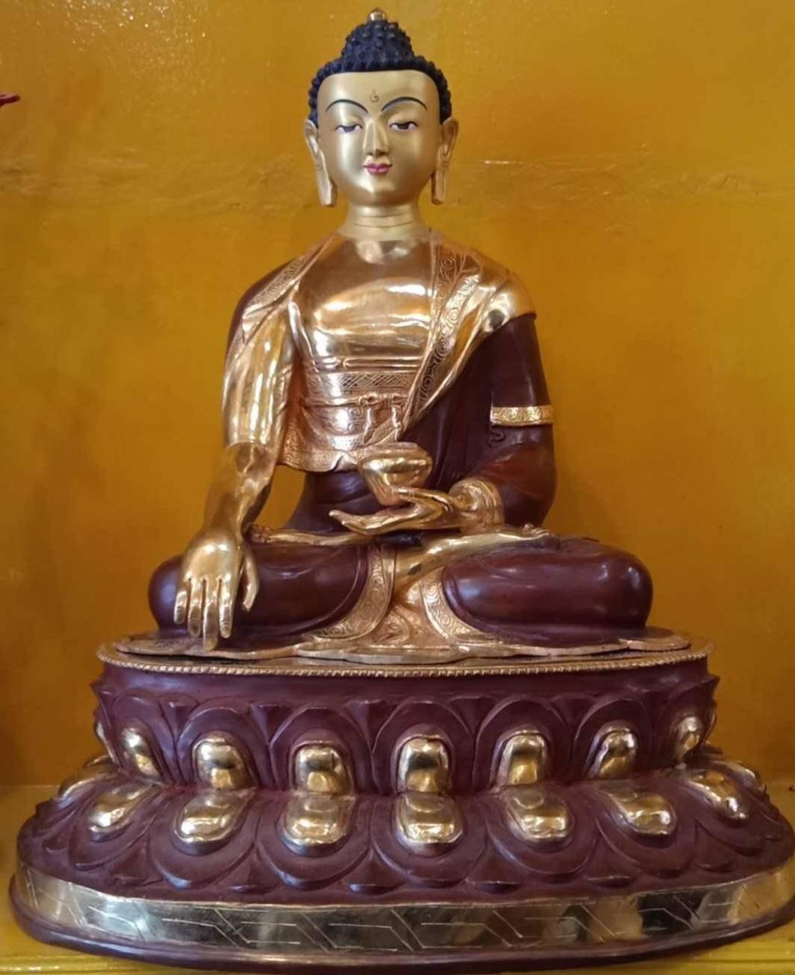 Large HandMade Master piece Tibetan Master piece Shakyamuni Buddha Statue 18 inch Gold Bronze plated Meditaion Dharma Karma Buddhism Karmapa